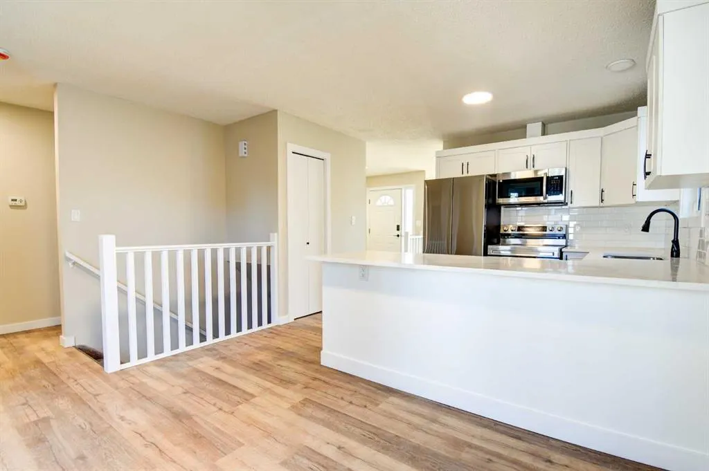 112 Dixon Crescent