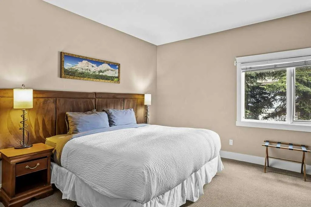 173 Kananaskis Way, #106