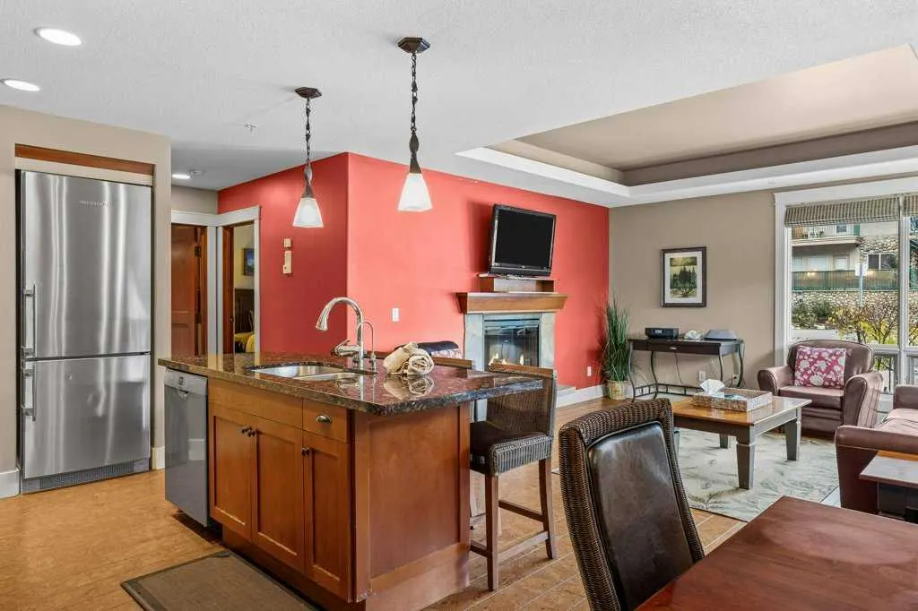173 Kananaskis Way, #106