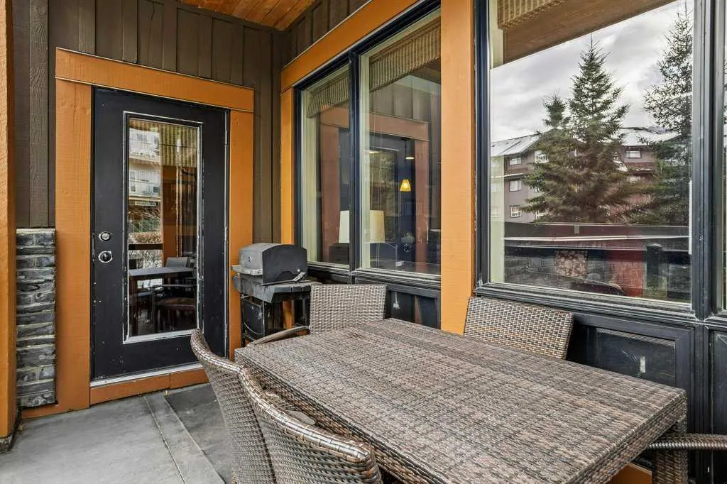 173 Kananaskis Way, #106