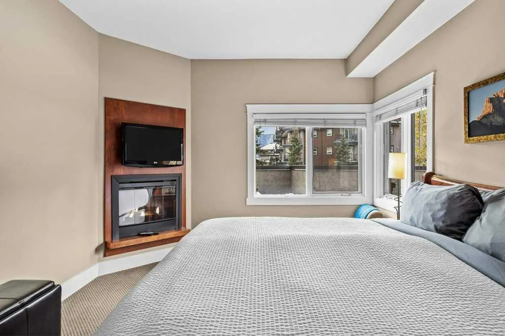173 Kananaskis Way, #106