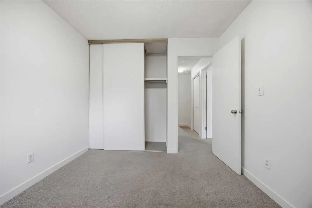 803 Varsity Estates Drive NW, #8