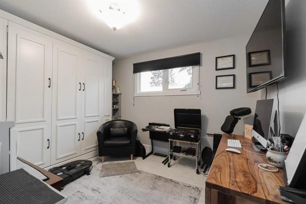 21 Gregoire Avenue