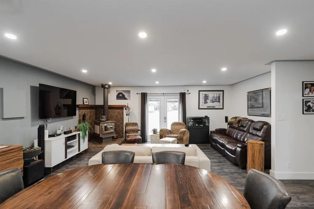 21 Gregoire Avenue