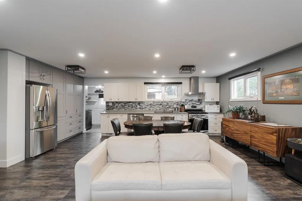 21 Gregoire Avenue