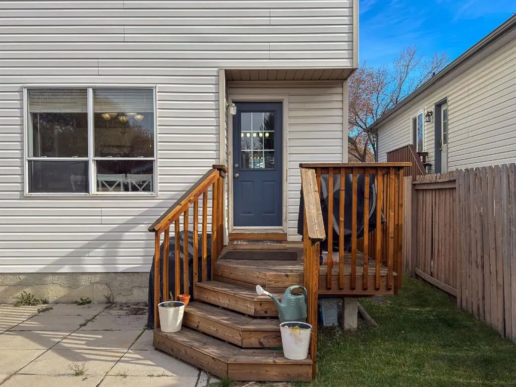 27 Hidden Valley Link NW