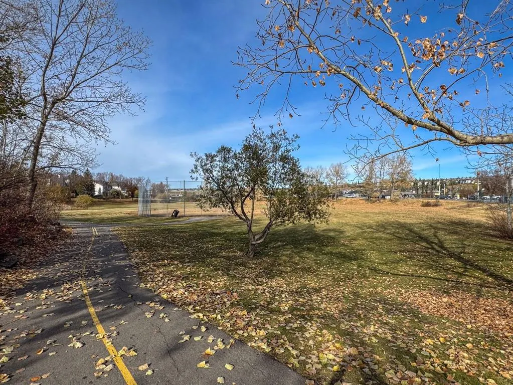 27 Hidden Valley Link NW