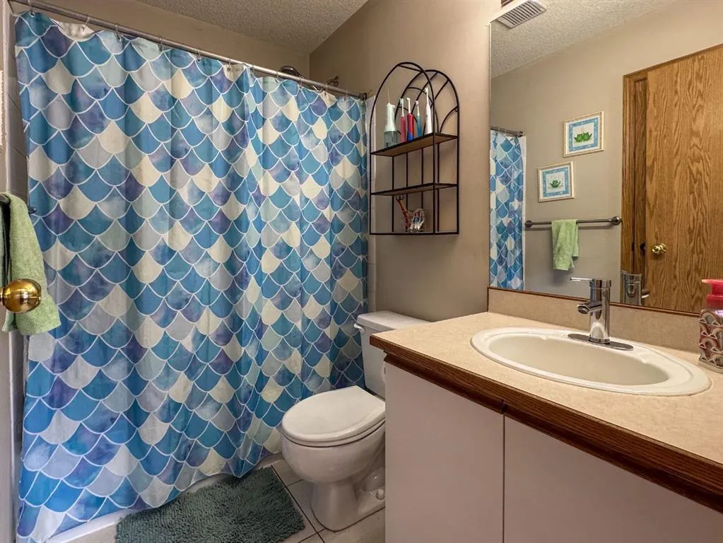 27 Hidden Valley Link NW
