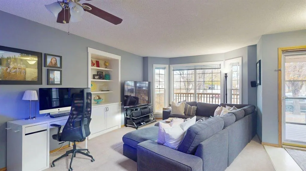 27 Hidden Valley Link NW