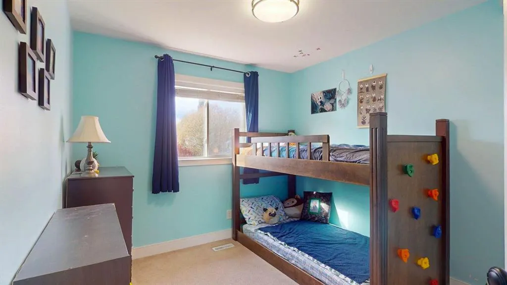 27 Hidden Valley Link NW