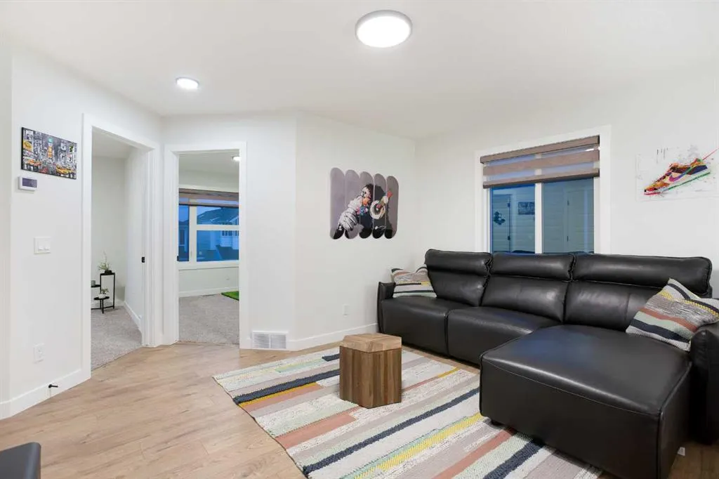 210 Chelsea Heath