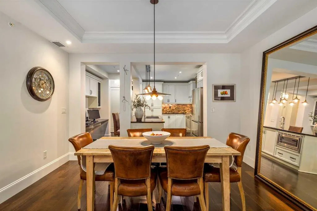 121 Quarry Way SE, #105