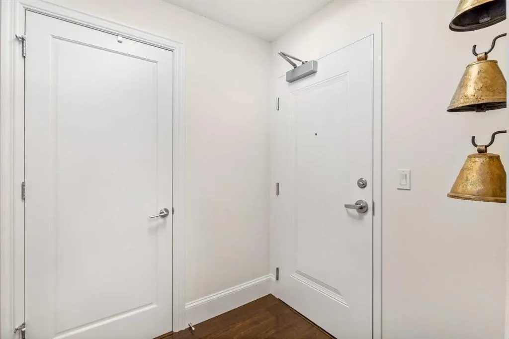 121 Quarry Way SE, #105