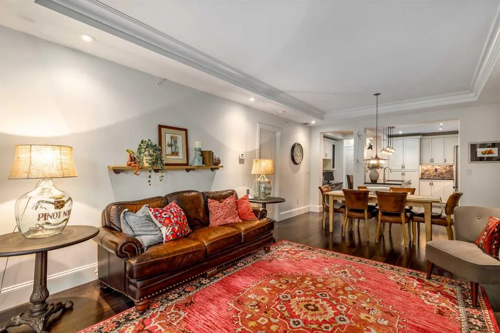 121 Quarry Way SE, #105