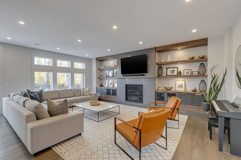 3312 Caribou Drive NW