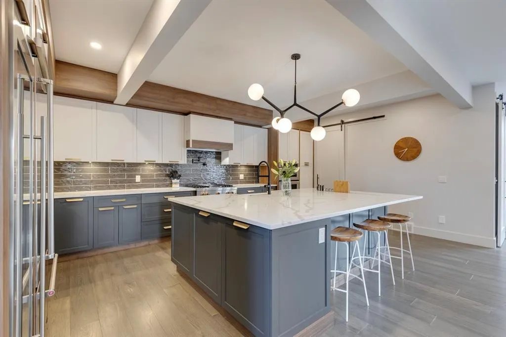 3312 Caribou Drive NW