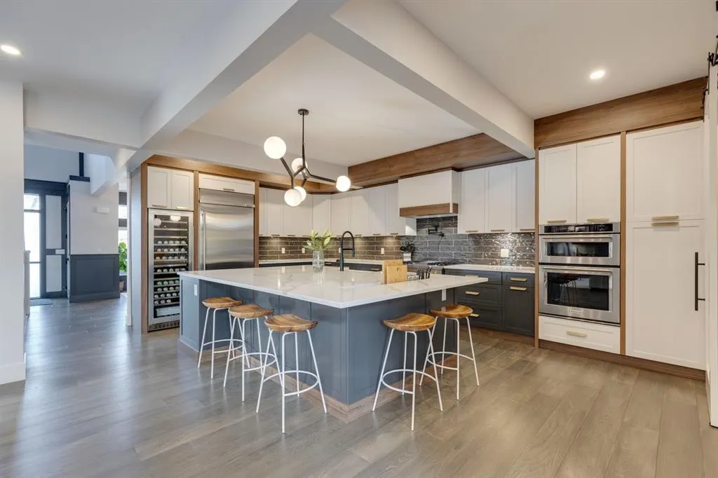 3312 Caribou Drive NW