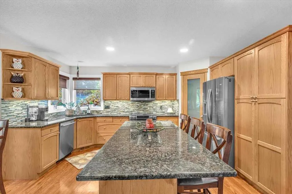 20 Tuscany Ridge Green NW
