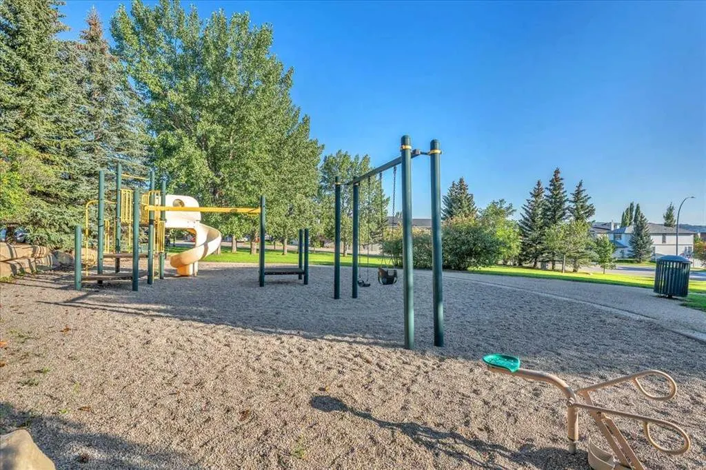 20 Tuscany Ridge Green NW