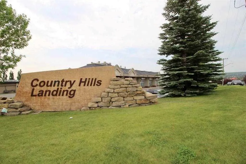 10 Country Hills Landing NW