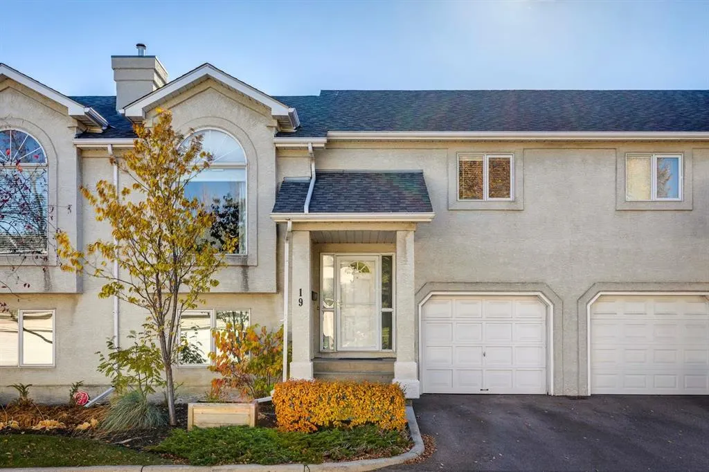 19 Sunlake Gardens SE