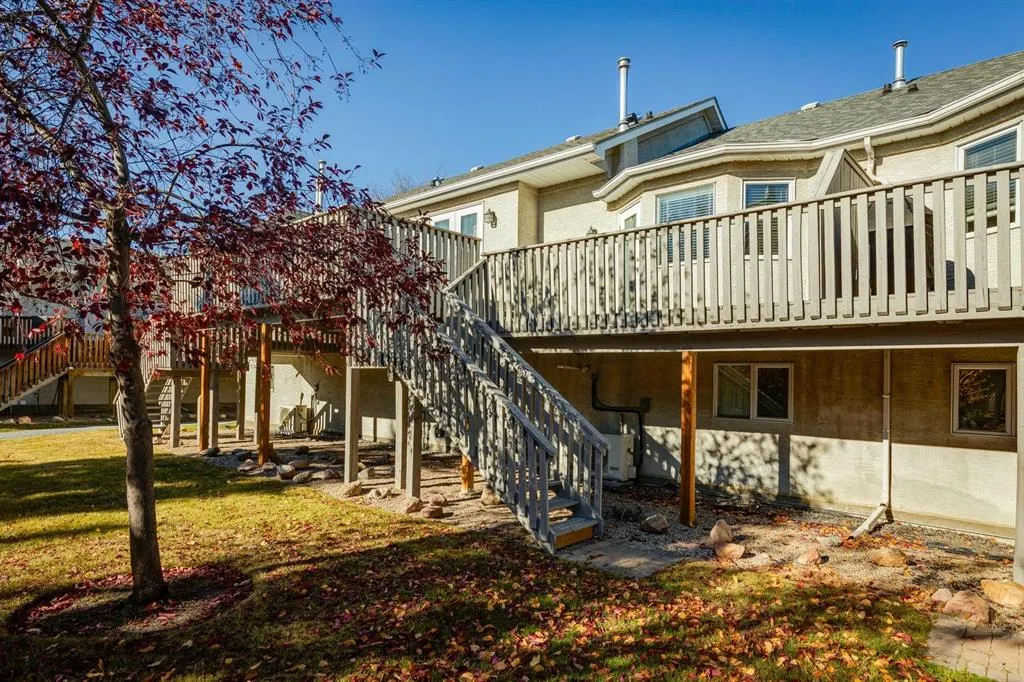 19 Sunlake Gardens SE