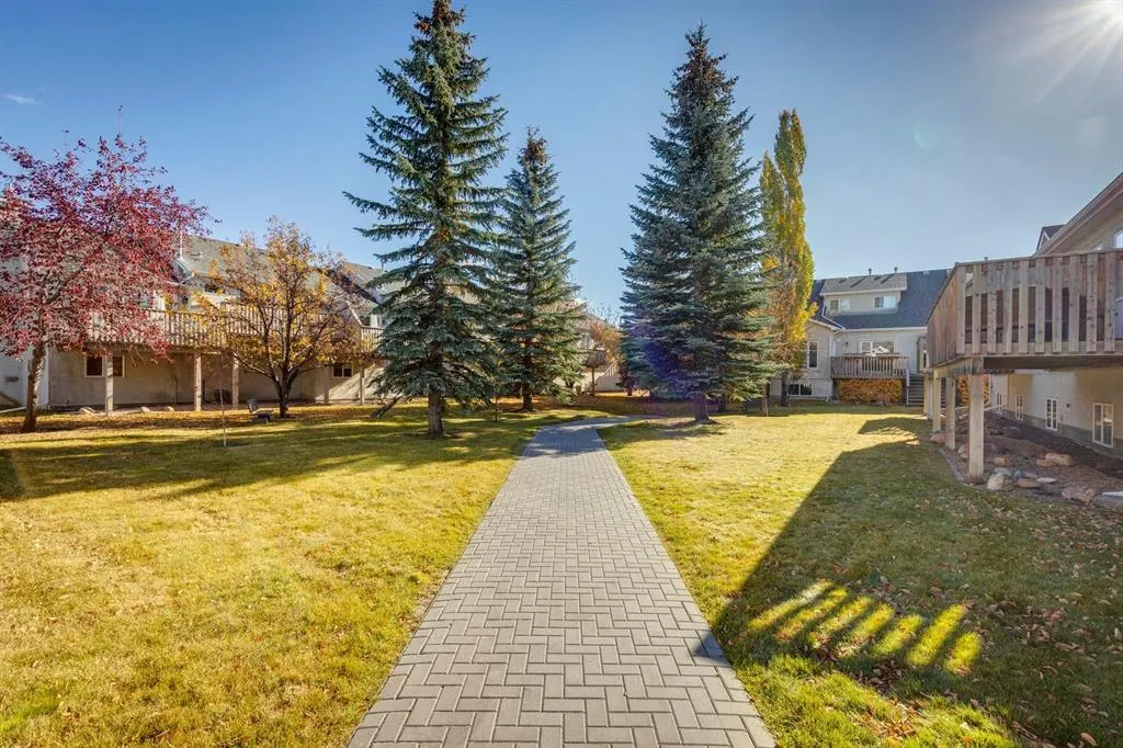 19 Sunlake Gardens SE
