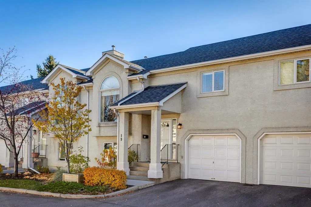 19 Sunlake Gardens SE