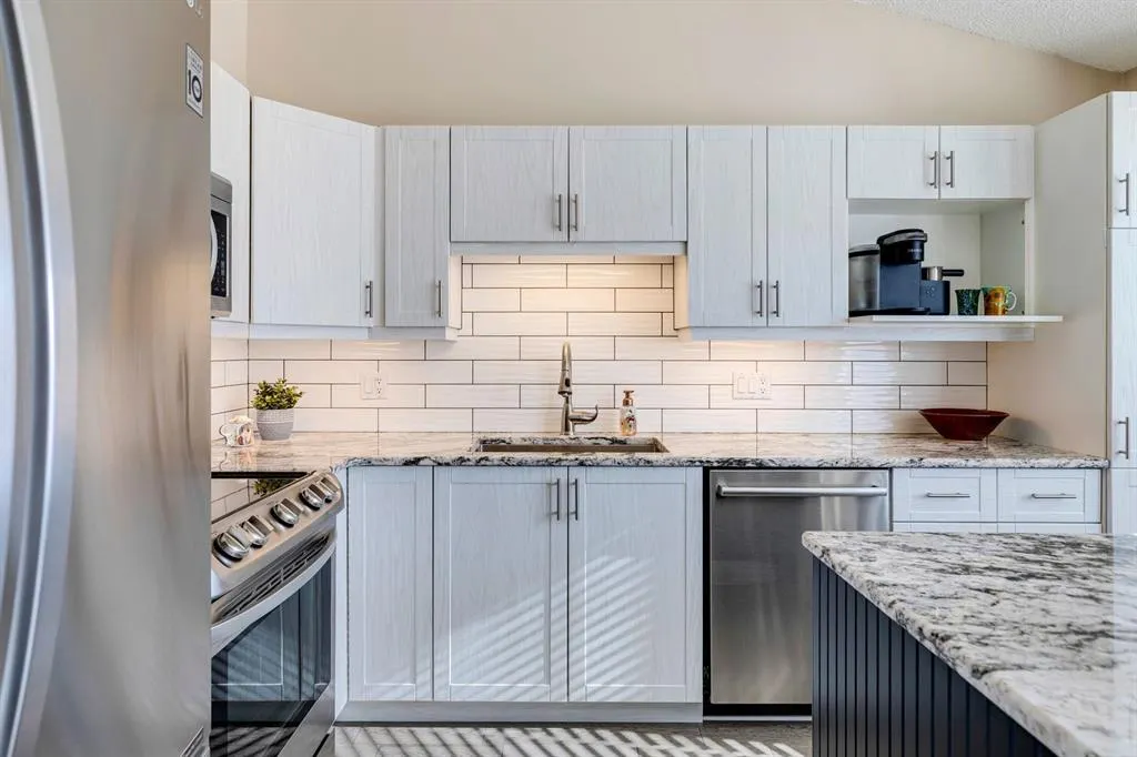 19 Sunlake Gardens SE