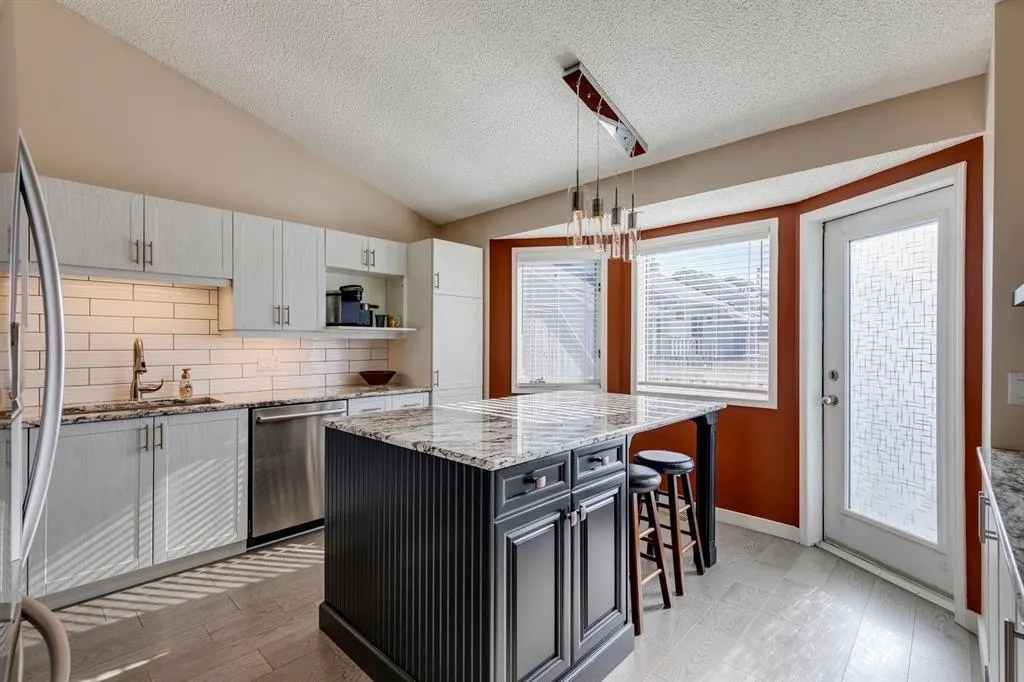 19 Sunlake Gardens SE
