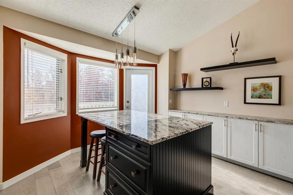 19 Sunlake Gardens SE