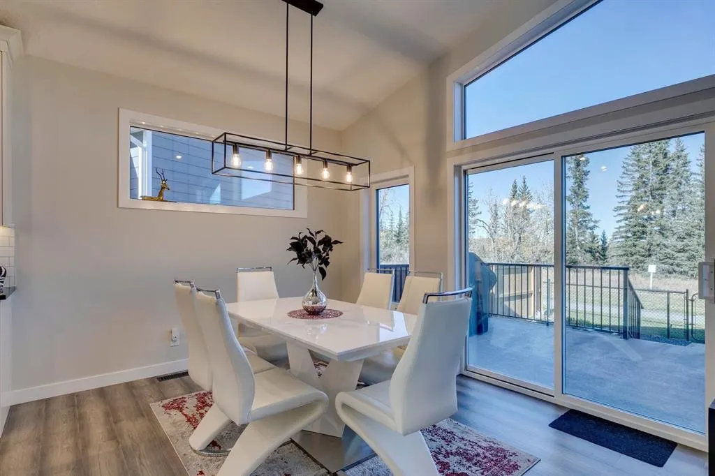 154 Riverwood Crescent SW