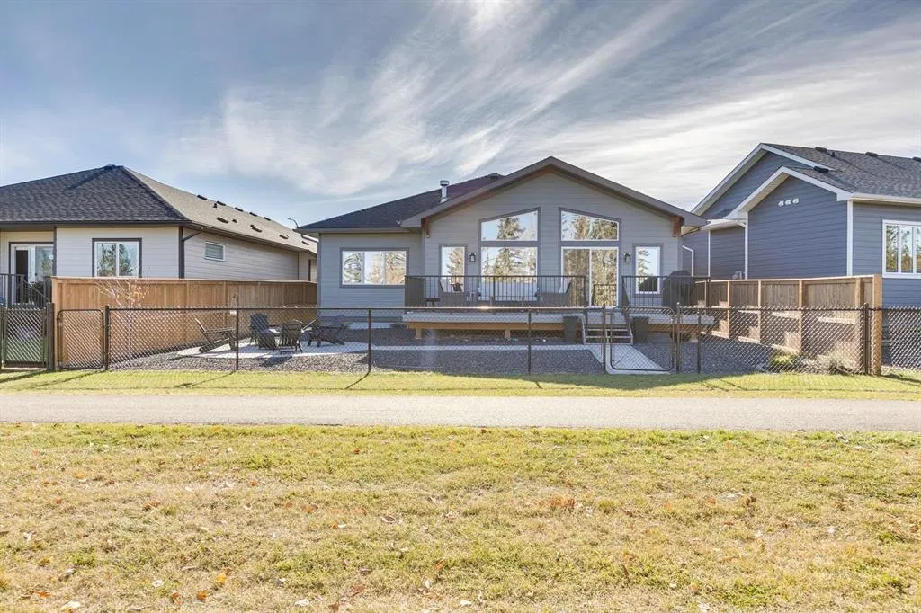 154 Riverwood Crescent SW