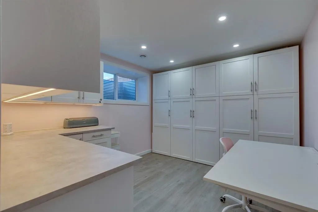 154 Riverwood Crescent SW