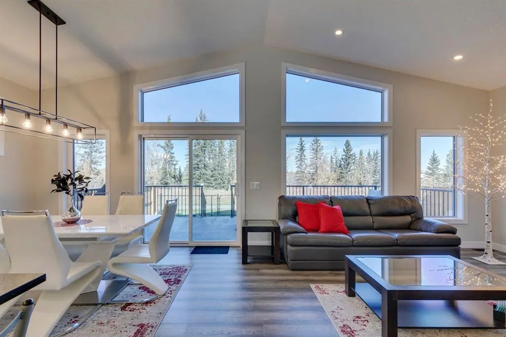 154 Riverwood Crescent SW