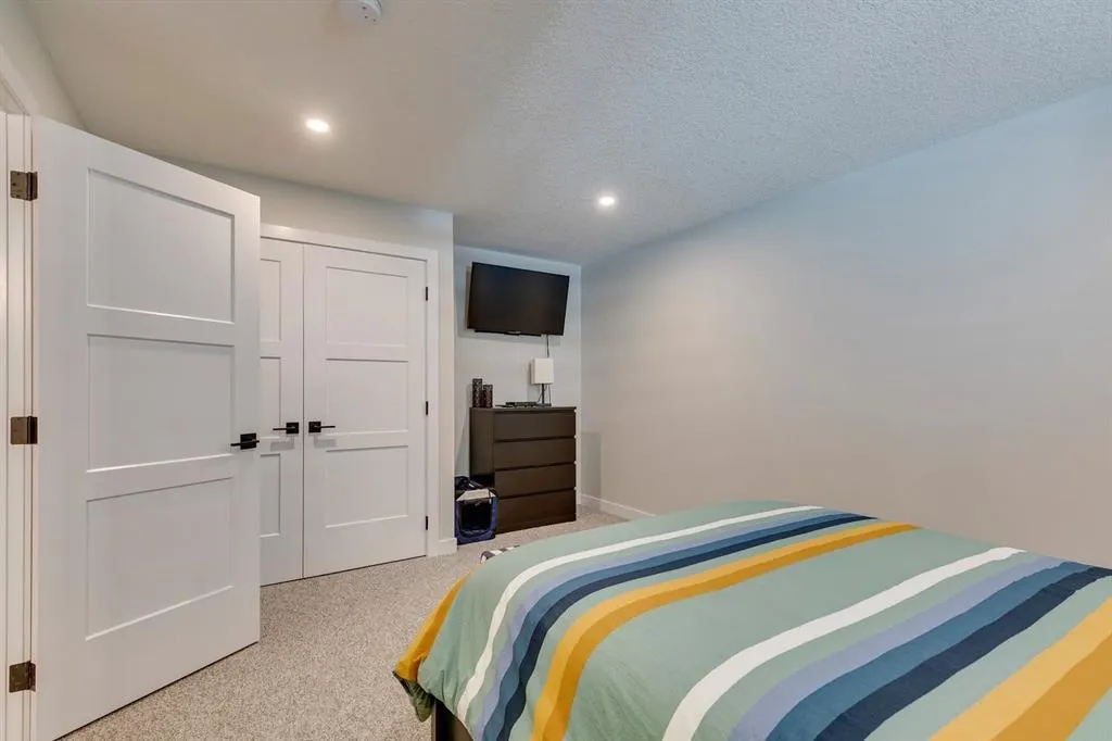 154 Riverwood Crescent SW