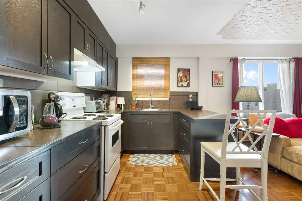 1027 12 Avenue SW, #404