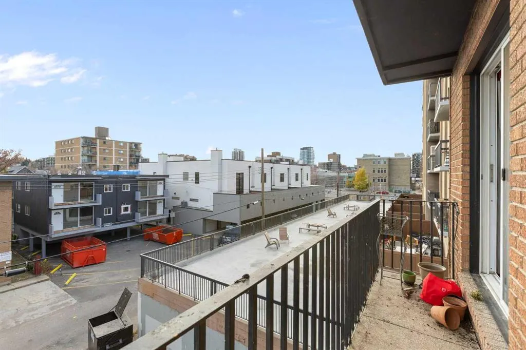 1027 12 Avenue SW, #404