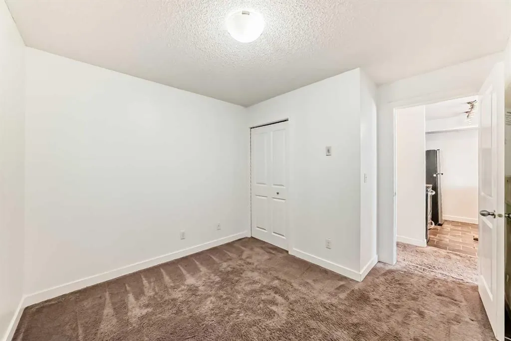 195 Kincora Glen Road NW, #412