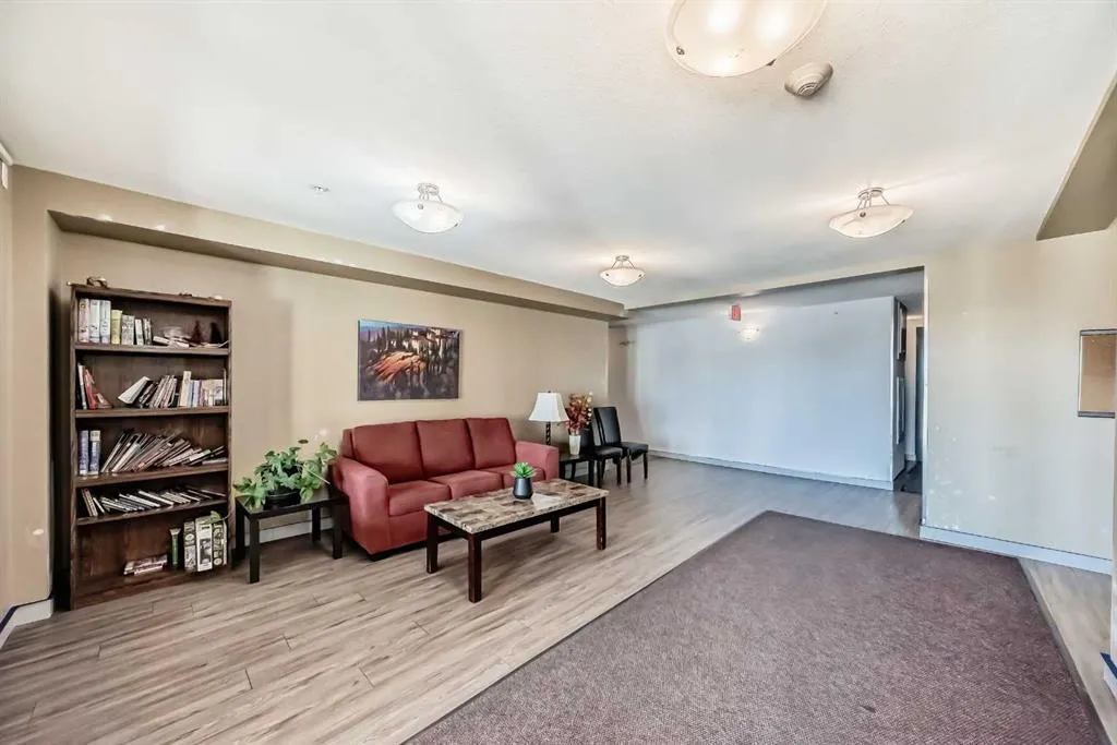 195 Kincora Glen Road NW, #412