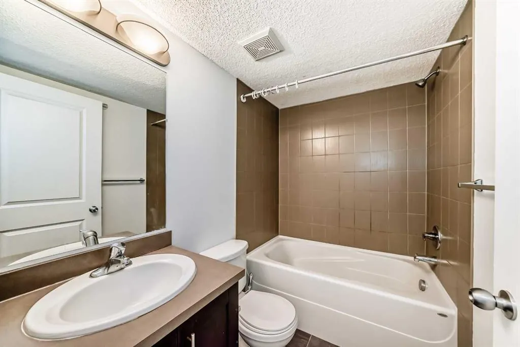195 Kincora Glen Road NW, #412