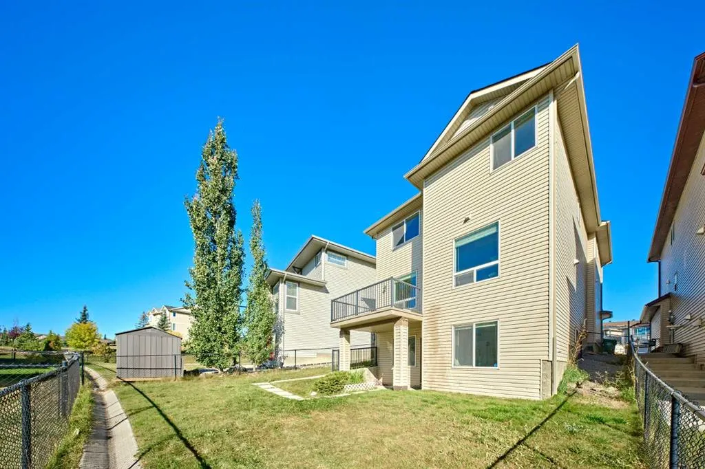 23 Panatella Bay NW