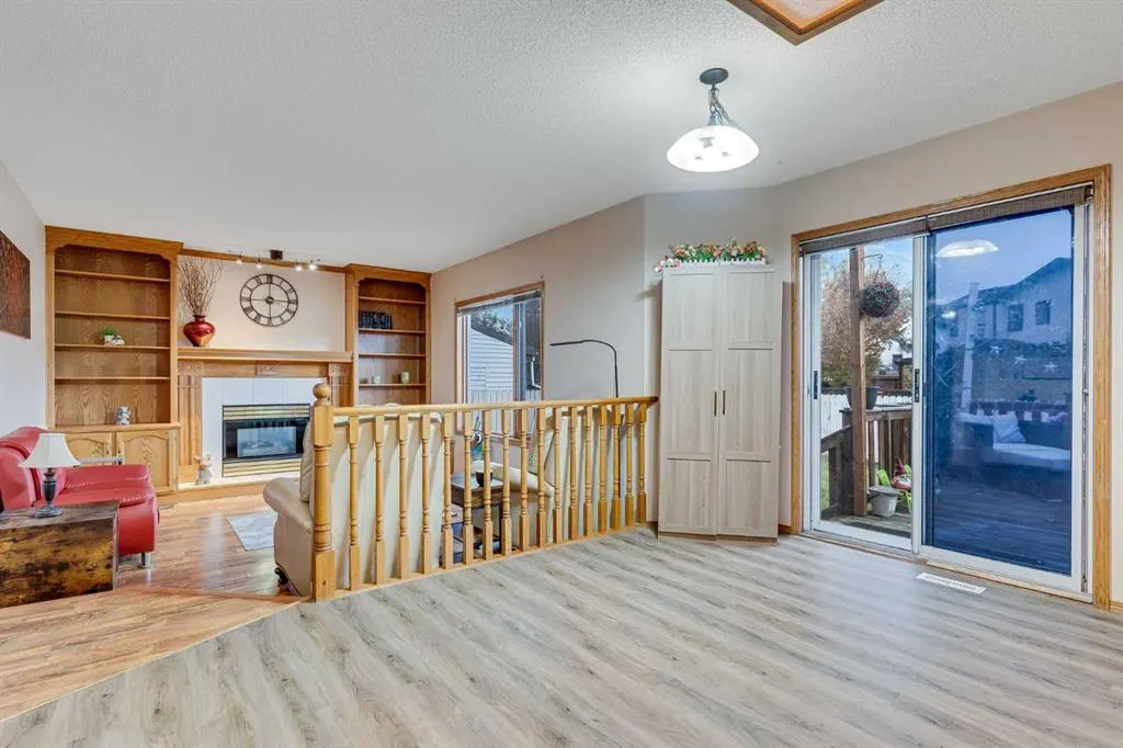 399 Sunlake Road SE