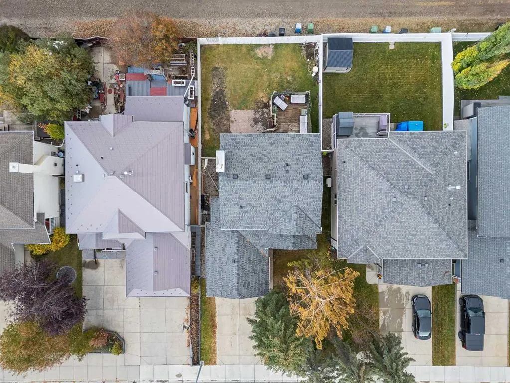 399 Sunlake Road SE