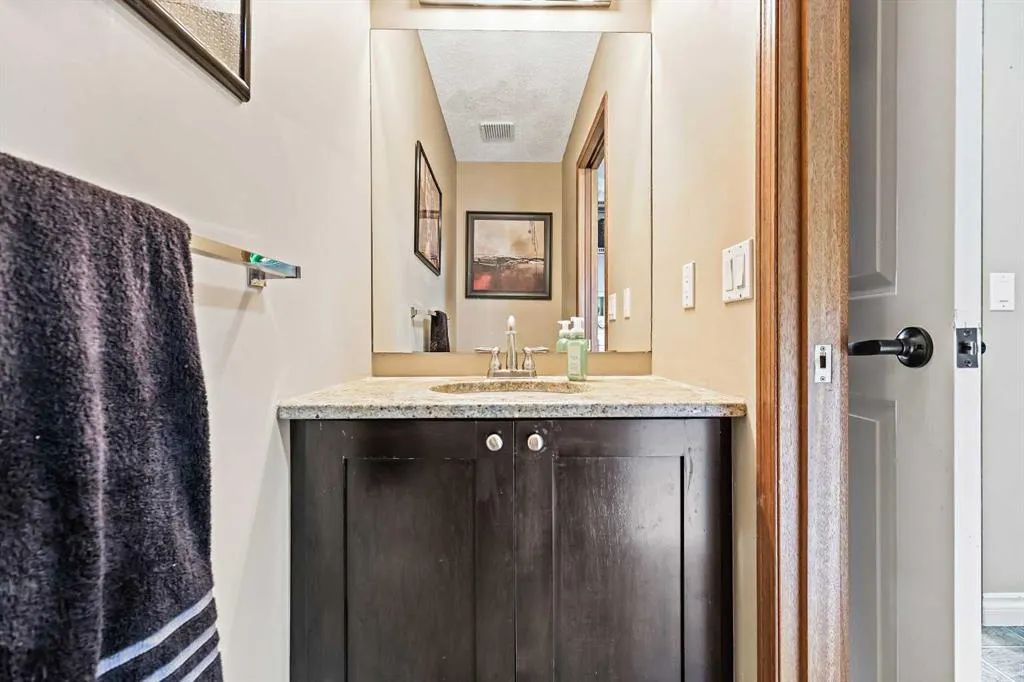 32 Millrise Crescent SW