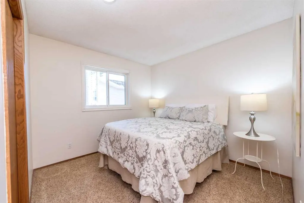 251 Douglas Woods Drive SE