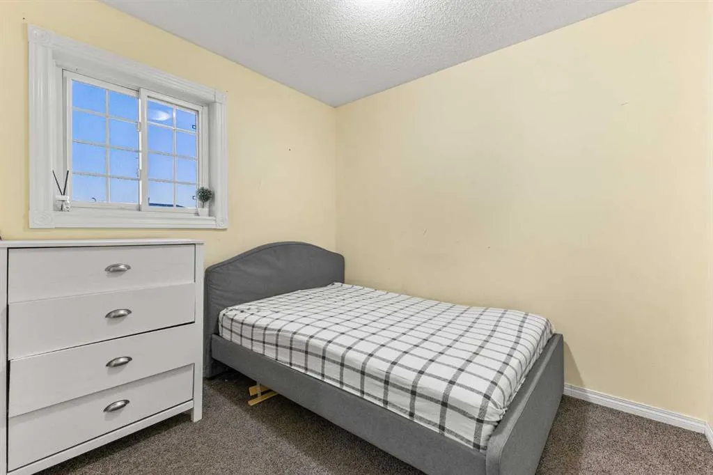 105 Taradale Drive NE