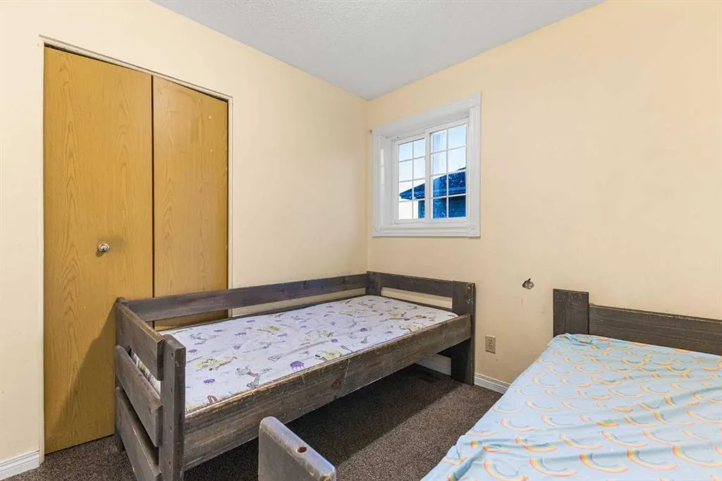 105 Taradale Drive NE