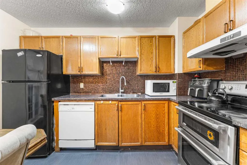 105 Taradale Drive NE