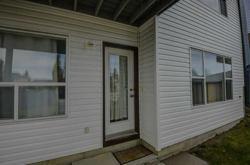 217 Somerside Close SW